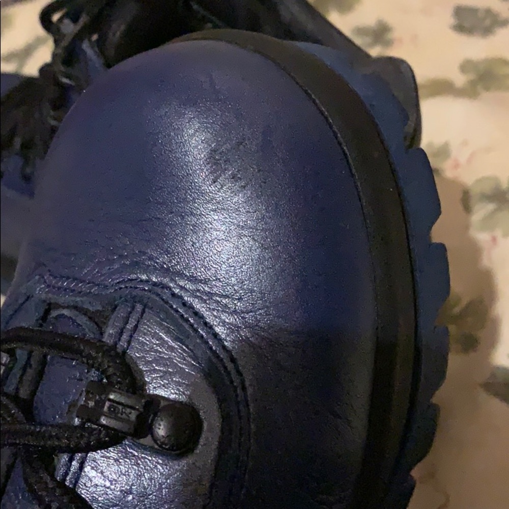 Lugz - Picture 6 of 6